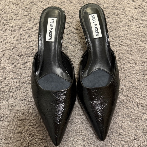 Steve Madden Shoes - NEVER WORN Steven Madden kitten heels